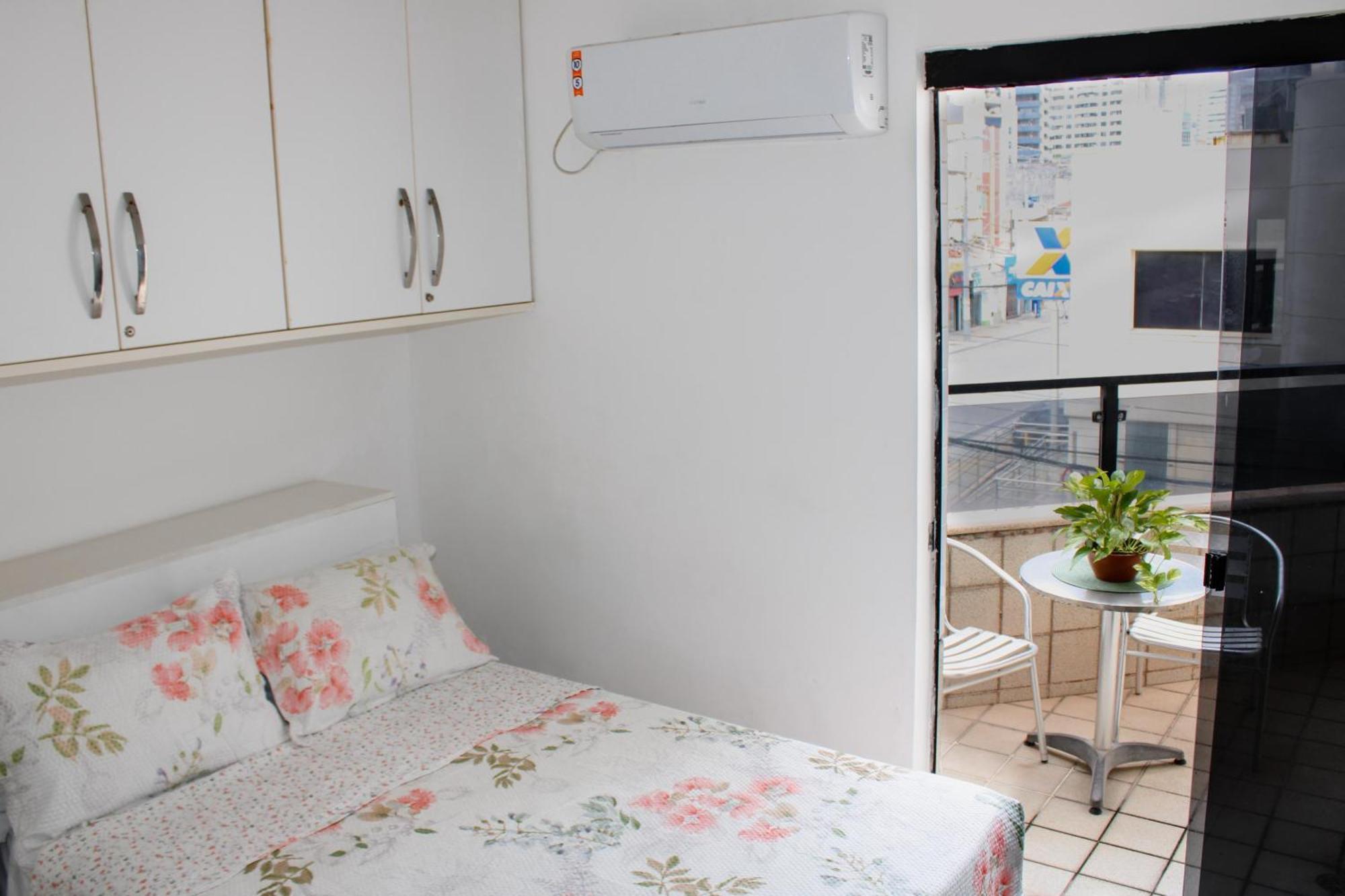 Apartamento Farol Barra Flat サルバドール エクステリア 写真