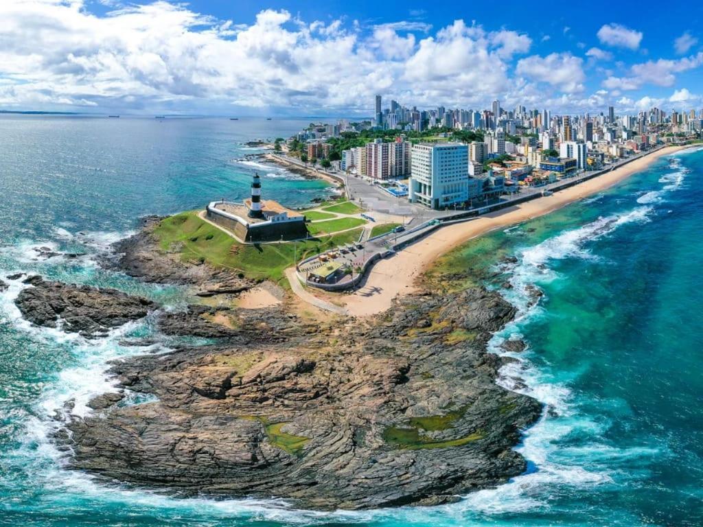Apartamento Farol Barra Flat サルバドール エクステリア 写真