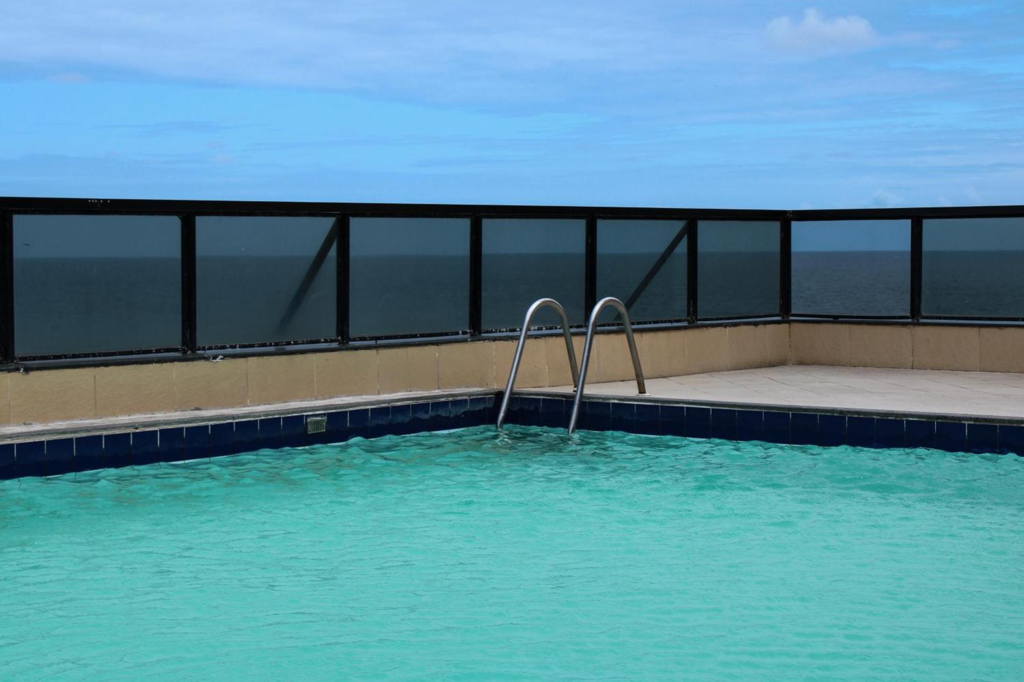 Apartamento Farol Barra Flat サルバドール エクステリア 写真